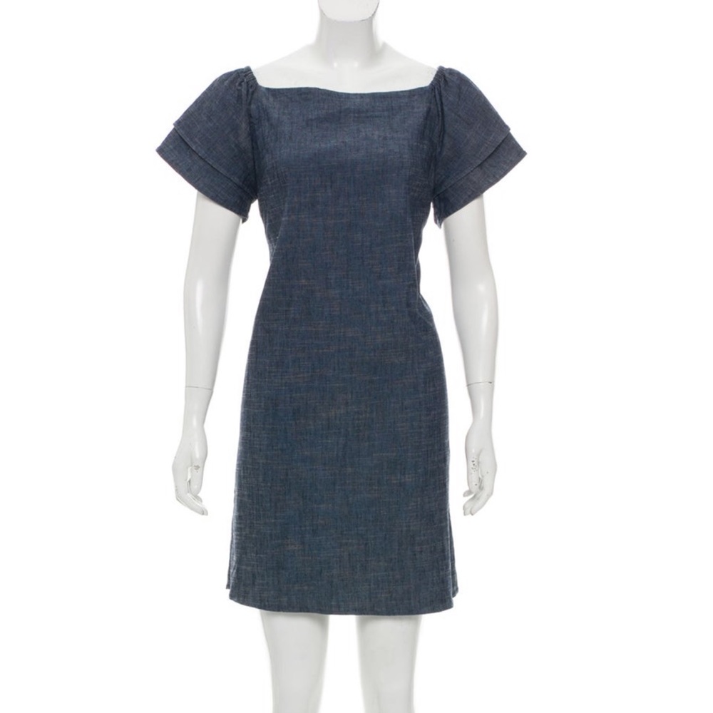 🌹SALE🌹Alice + Olivia Ruffle Sleeve Denim Dress L